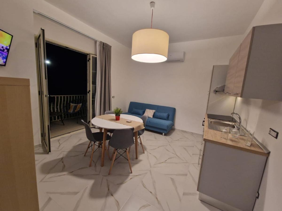 A'Ma Casa Holiday & Business Apartments Gela Esterno foto